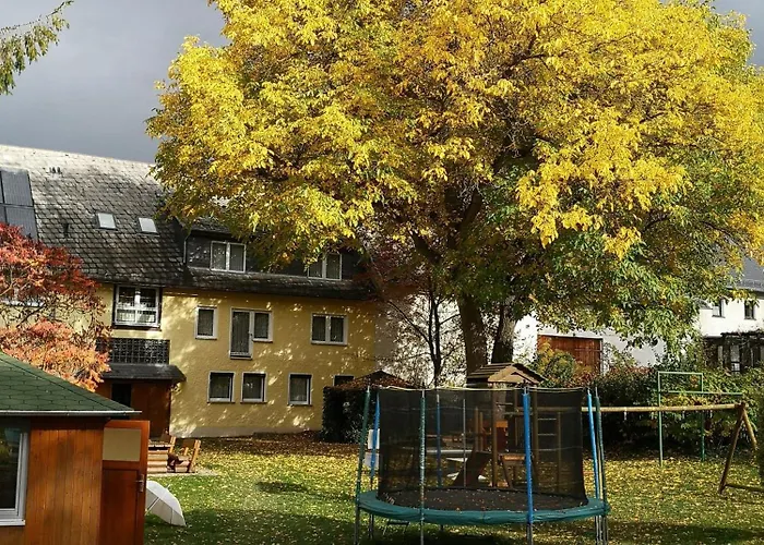 Rechts Tatil Evi Langenwolschendorf